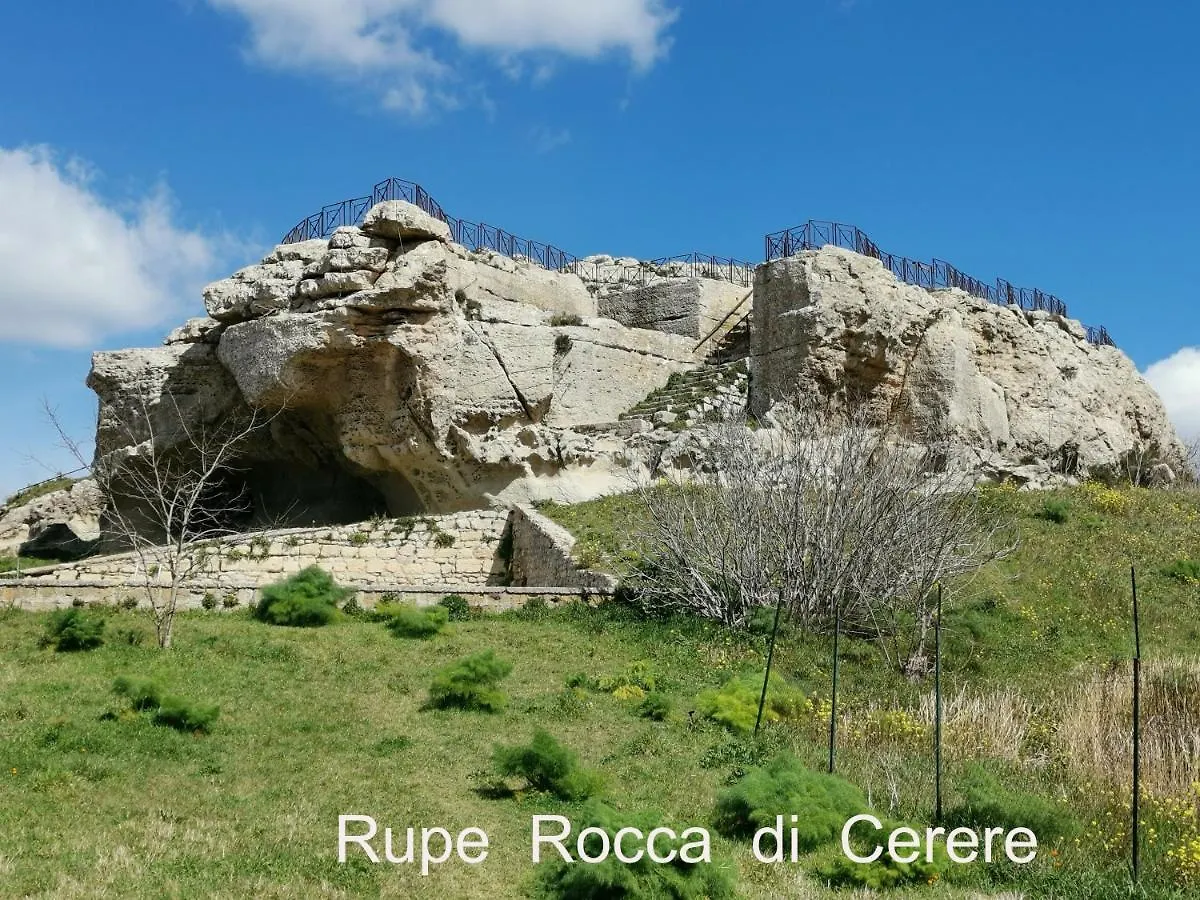 Rocca Di Cerere 
